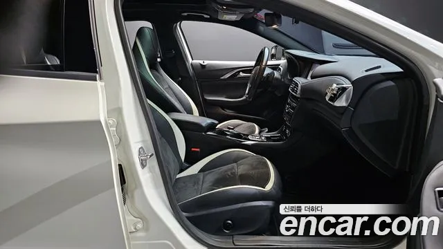 Infiniti Q30 id 2763661 из Кореи 11