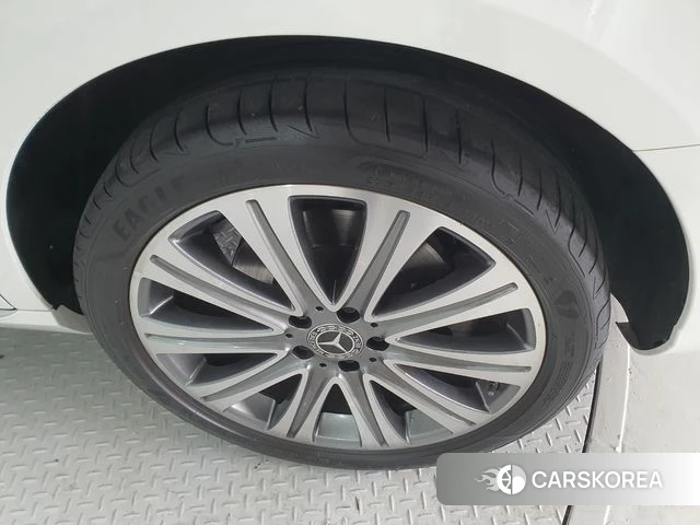 Mercedes-Benz E-Class W213 id 4585050 из Кореи 11