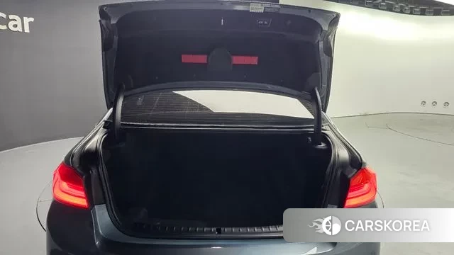 BMW 5 Series (G30) id 3029506 из Кореи 11