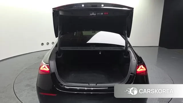 Mercedes-Benz E-Class W214 id 3644707 из Кореи 11