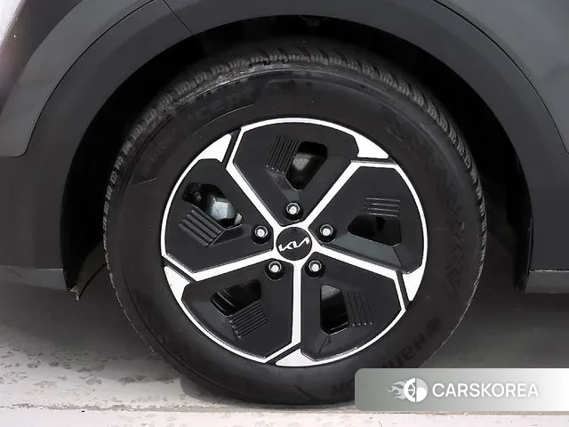 Kia Di Ol Nu Niro id 3447844 из Кореи 11