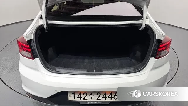 Hyundai The New Avante AD id 3417756 из Кореи 11