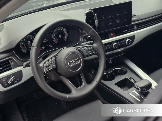 Audi A4L id 4260341 из Китая 11