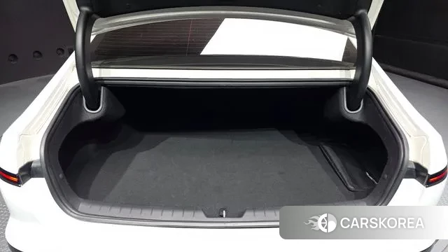 Hyundai Grandeur (GN7) id 3751938 из Кореи 11