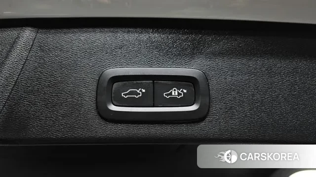 Volvo XC40 id 3491905 из Кореи 11