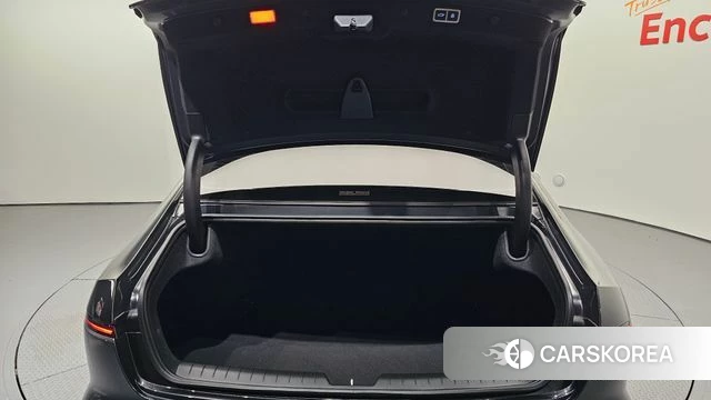 Hyundai Grandeur Hybrid (GN7) id 4617632 из Кореи 11