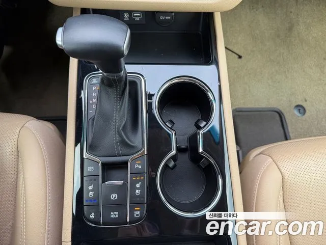 Kia The New Carnival id 2647604 из Кореи 11