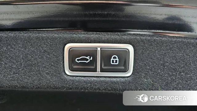 Hyundai Grandeur Hybrid (GN7) id 3770218 из Кореи 11