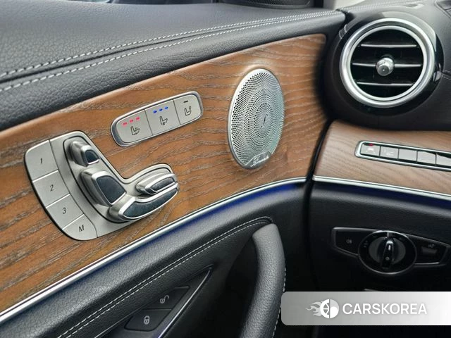 Mercedes-Benz E-Class W213 id 3905414 из Кореи 11