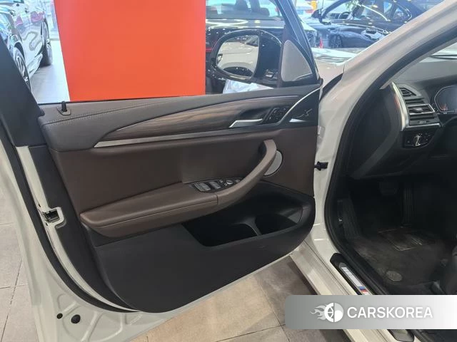 BMW X3 id 4341535 из Китая 11