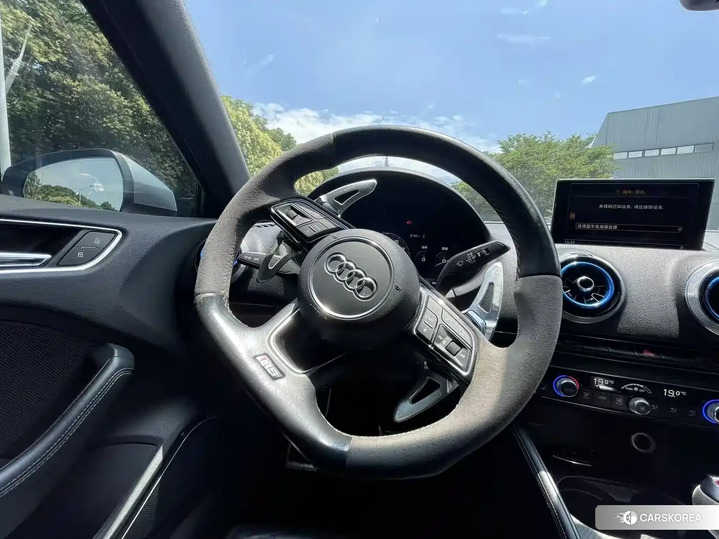 Audi RS 3 id 4546102 из Китая 11