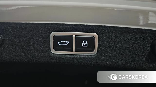 Hyundai Grandeur Hybrid (GN7) id 4422096 из Кореи 11