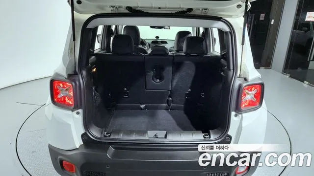 Jeep Renegade id 2504395 из Кореи 11
