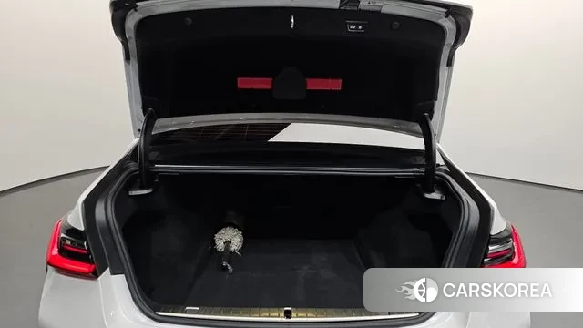 BMW 7 Series (G11) id 3691438 из Кореи 11