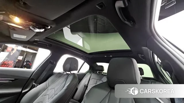 BMW 5 Series (G60) id 3415270 из Кореи 11