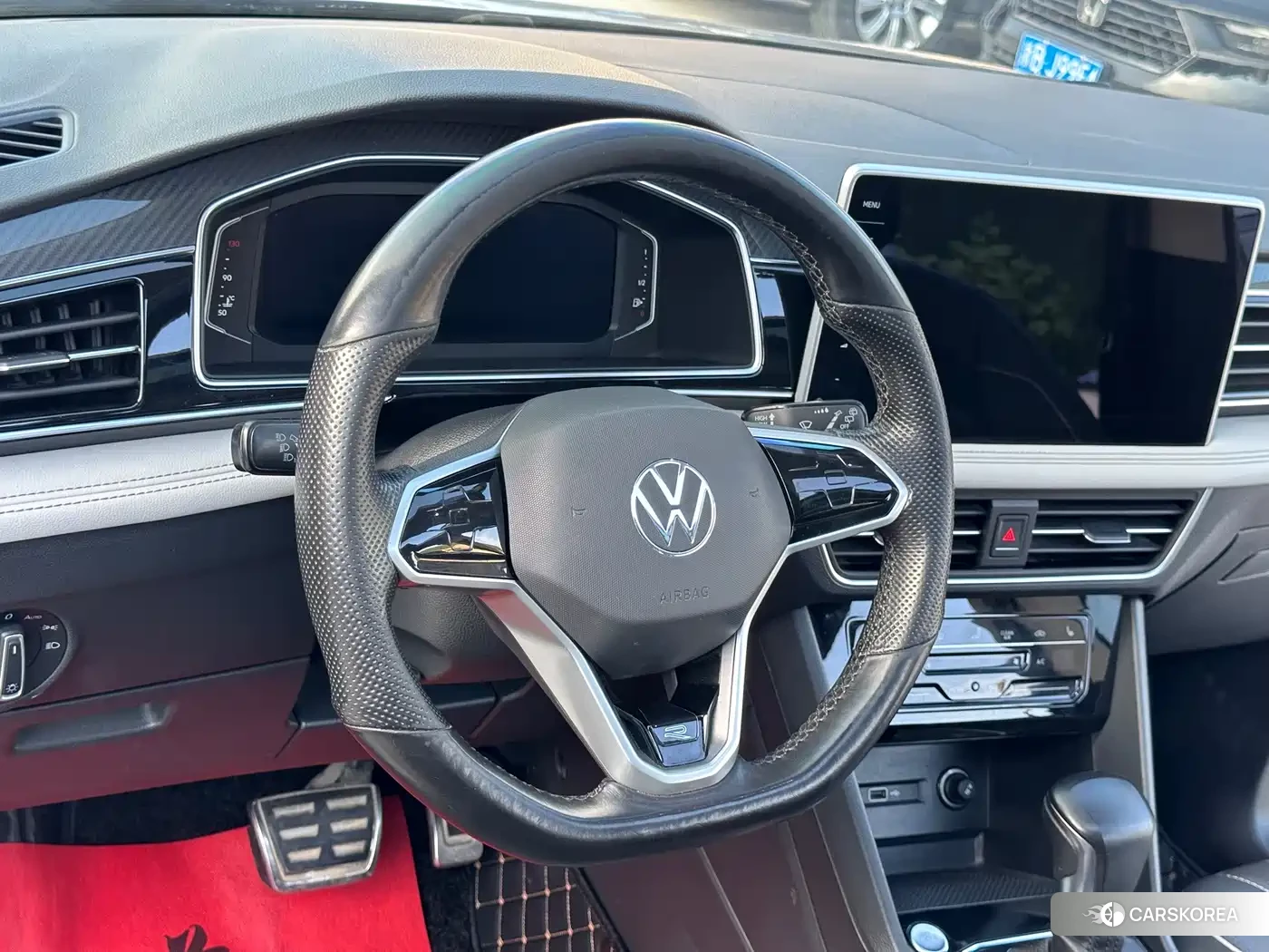 Volkswagen Tiguan L id 4644699 из Китая 12