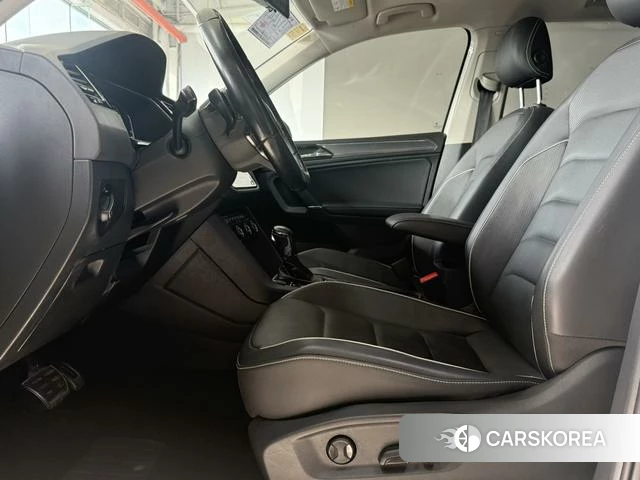 Volkswagen Tiguan L id 4198951 из Китая 11