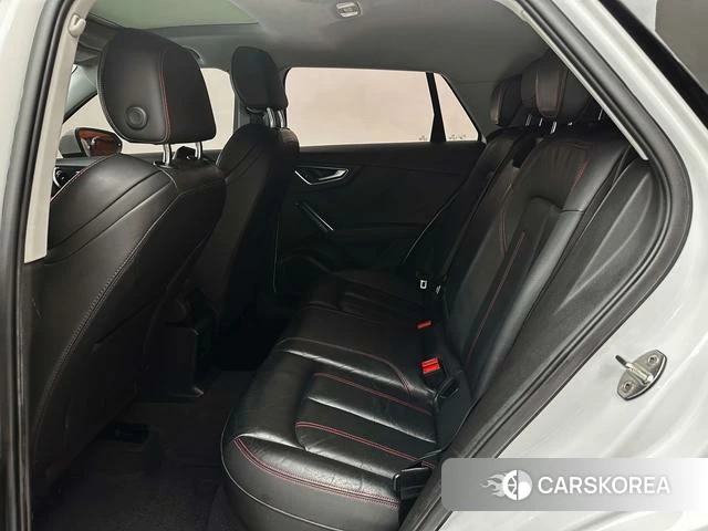 Audi Q2L id 4348396 из Китая 11