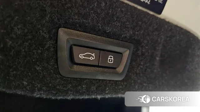 BMW 5 Series (G60) id 3517431 из Кореи 11