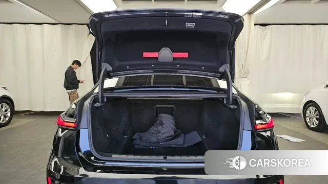 BMW 7 Series (G70) id 3776313 из Кореи 11