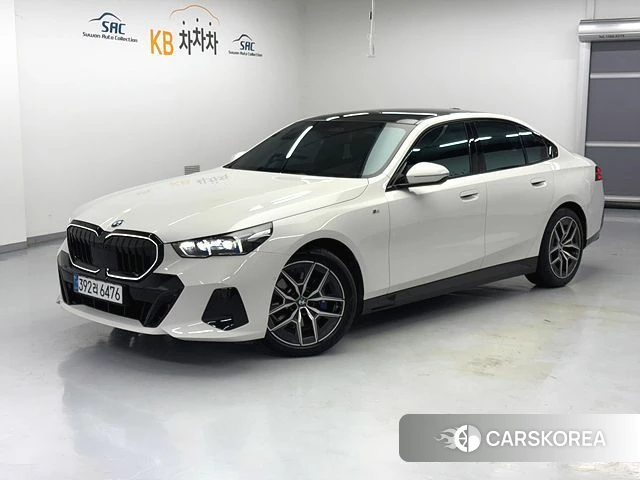 BMW 5 Series (G60) id 4680022 из Кореи 11
