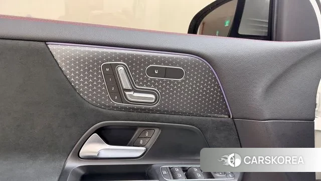 Mercedes-Benz GLA - Class H247 id 3769563 из Кореи 11