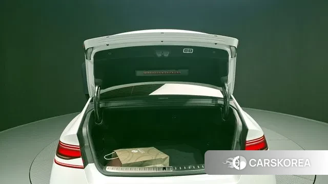 Genesis G90 (RS4) id 2979710 из Кореи 11