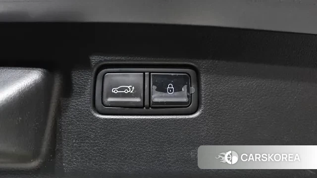 Genesis GV60 id 3634228 из Кореи 11