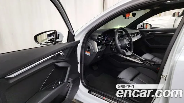 Audi A3 (8Y) id 2639495 из Кореи 11