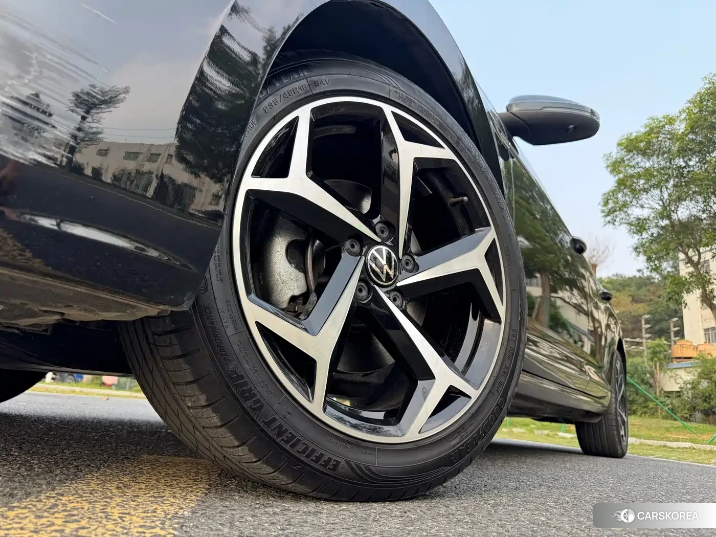 Volkswagen Passat id 4565409 из Китая 11