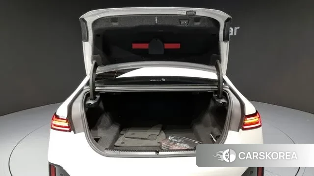 BMW 5 Series (G60) id 3353901 из Кореи 11