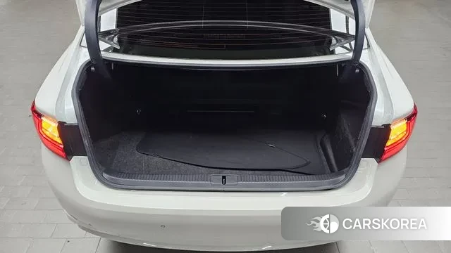 Lexus New ES300h id 3574211 из Кореи 11