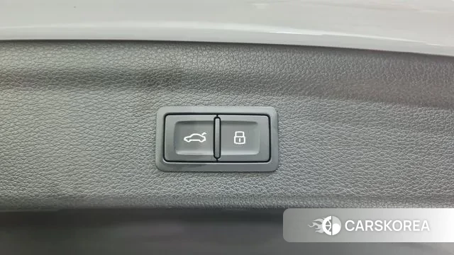 Audi Q3 (F3) id 2884632 из Кореи 11