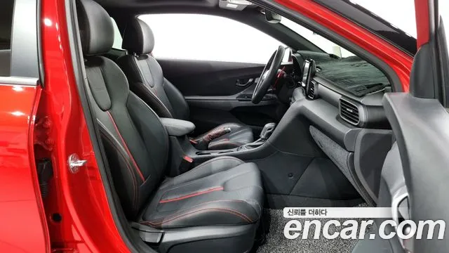 Hyundai Veloster (JS) id 2515621 из Кореи 11