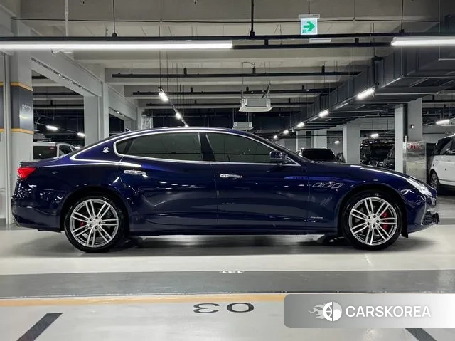 Maserati Quattroporte id 3451599 из Кореи 11