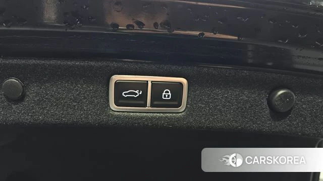 Hyundai Grandeur (GN7) id 3805607 из Кореи 11