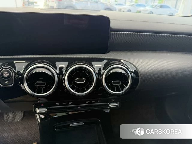 Mercedes-Benz Class A id 4272549 из Китая 11