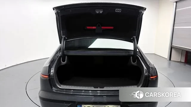 Hyundai Grandeur (GN7) id 3231425 из Кореи 11