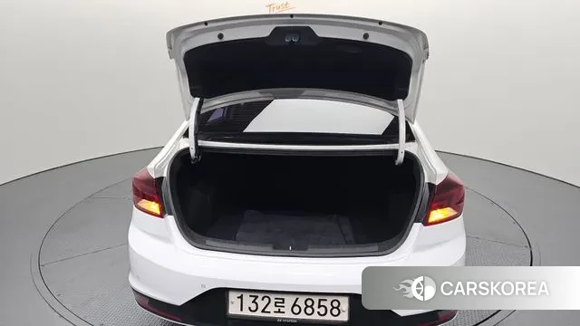 Hyundai The New Avante AD id 3766133 из Кореи 11