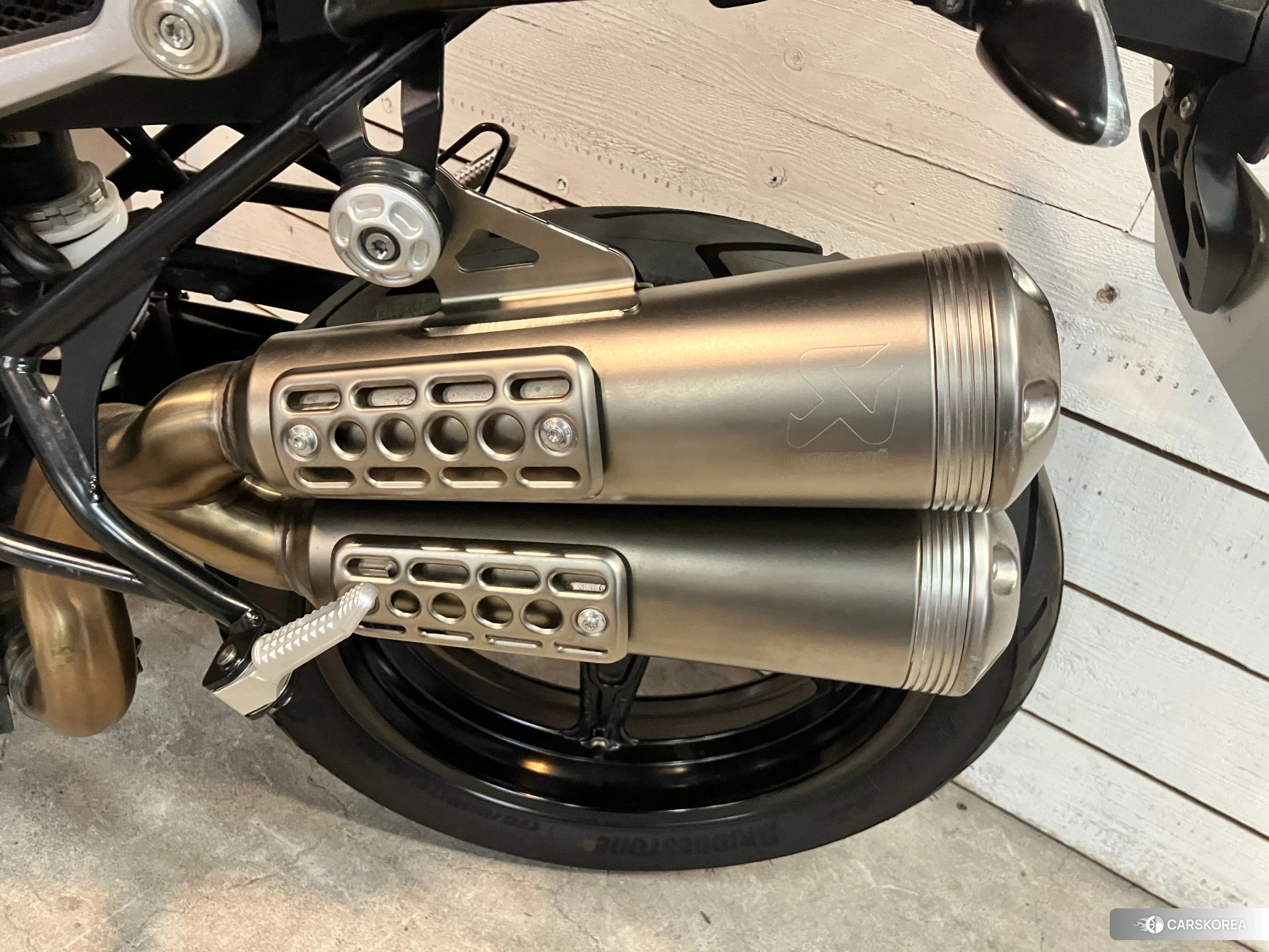 Проданный BMW R NINE T SCRAMBLER id 4312711 из Японии, фото 11