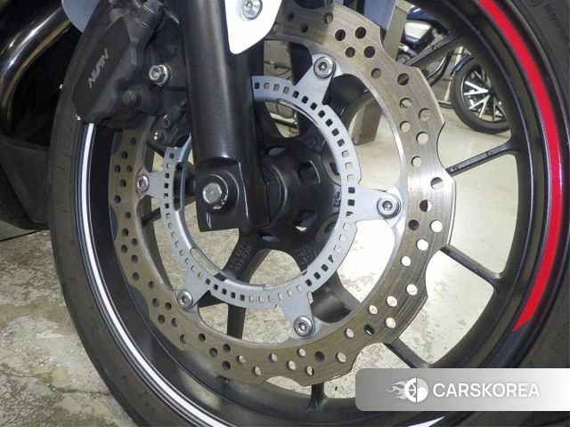 Проданный Honda CBR400R id 4255704 из Японии, фото 11