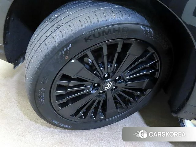 Hyundai Santa Fe (MX5) id 4432782 из Кореи 11
