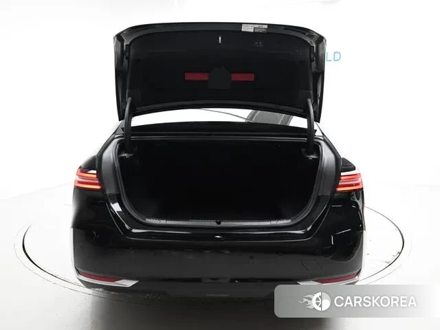 BMW 5 Series (G60) id 3036459 из Кореи 11