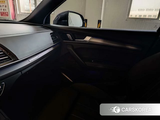 Audi Q5L id 4307687 из Китая 11