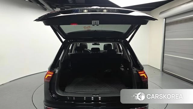 Volkswagen Tiguan Allspace id 4618057 из Кореи 11