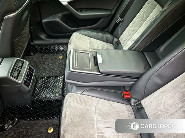Audi A6L id 4314327 из Китая 11
