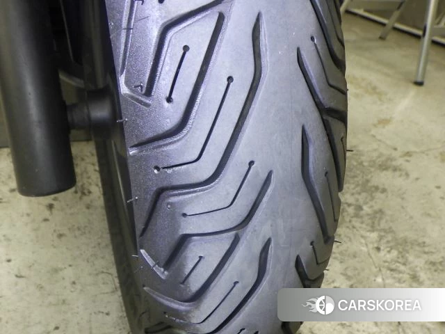 Honda SILVER WING 600 GT ABS id 3948293 из Японии 11