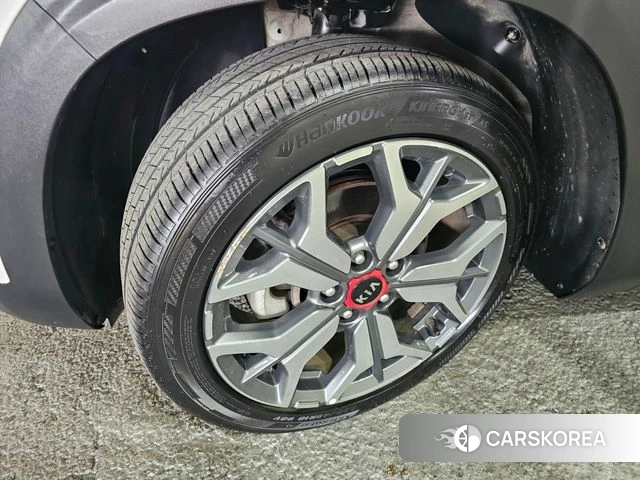 Kia Seltos id 4225089 из Кореи 11