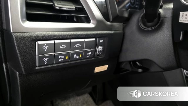 Ssangyong Beautiful Korando id 3911424 из Кореи 11