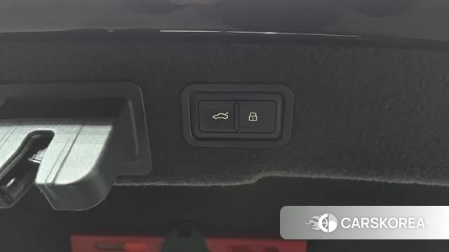 Audi A8 (D5) id 3650743 из Кореи 11